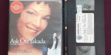 Aşk Öte Yakada  ( Crossing Delancey ) 1988 Orijinal VHS Film Satış